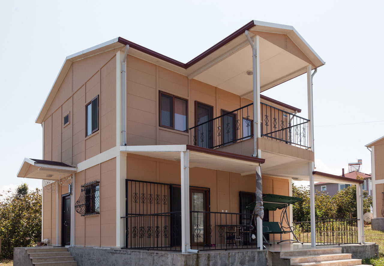 triplex villa yapı balkon özelliği ile kullanıcıya özel tasarlanmış