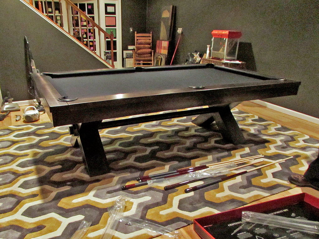 plank and hide vox pool table with rug