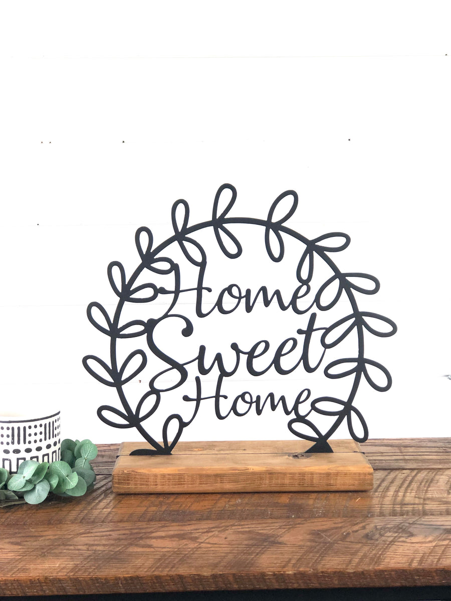 Home Tweet Home Metal Wreath Sign