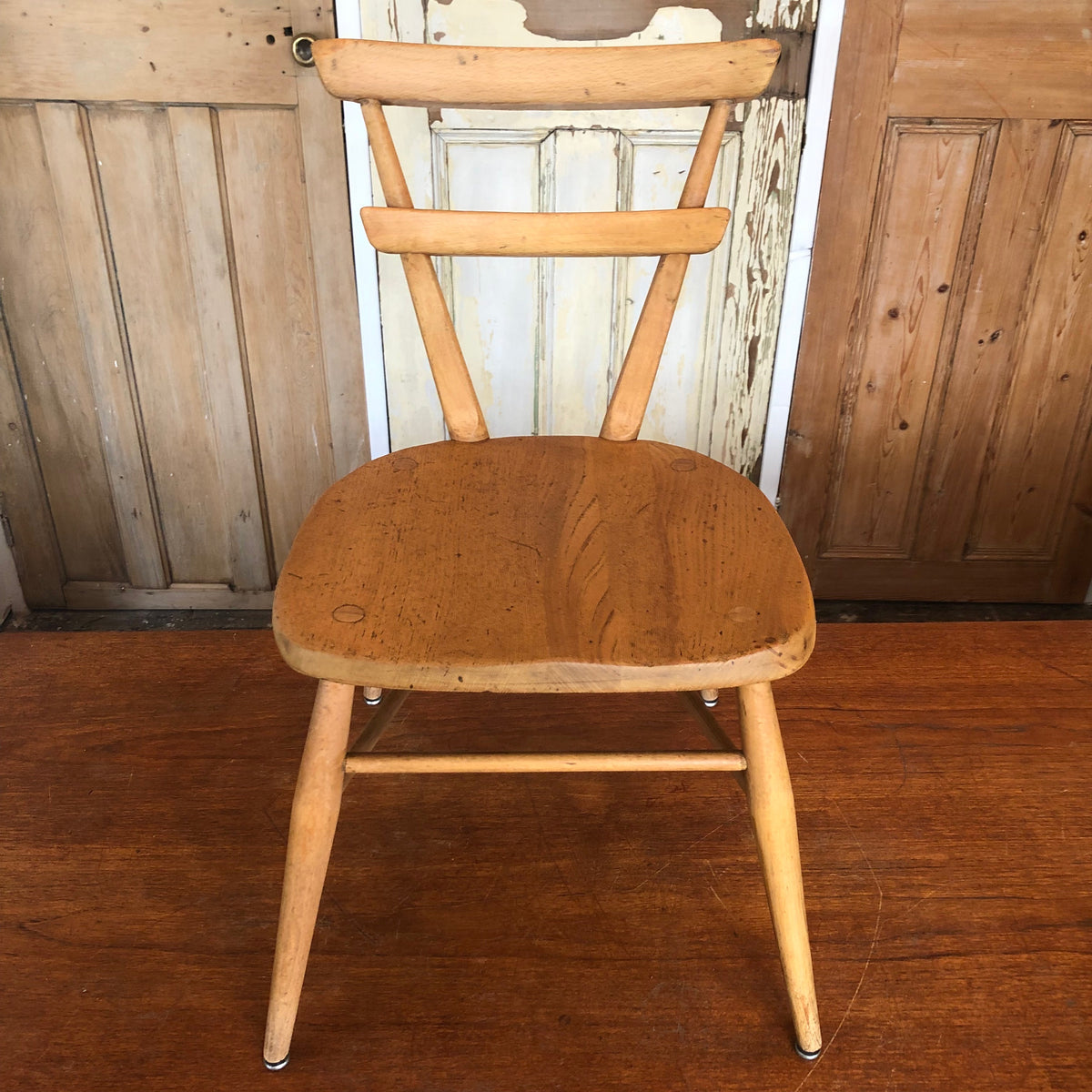 ercol dot chair