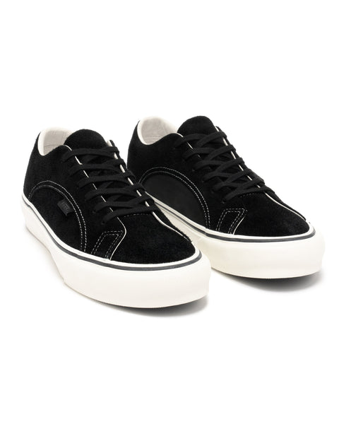 vans vault black