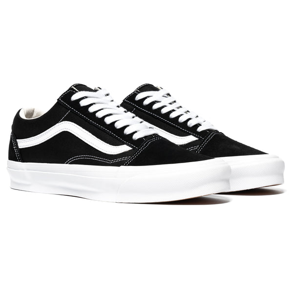 vans old skool black suede true white