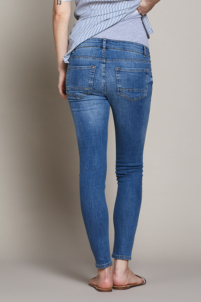 guess maternity jeans