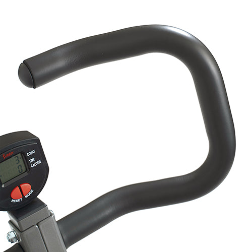 TEXTURED GRIP | The uniquely curved and angled non-slip handlebar allows for various grips and techniques.