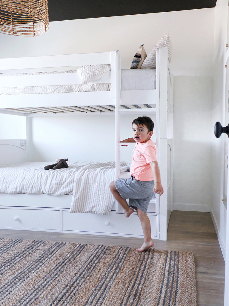 twin bunk beds 
