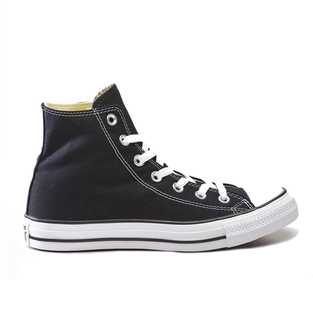 black chuck taylor converse shoes