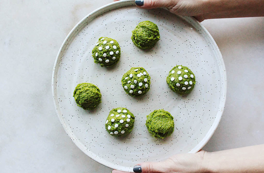 matcha protein cake bites