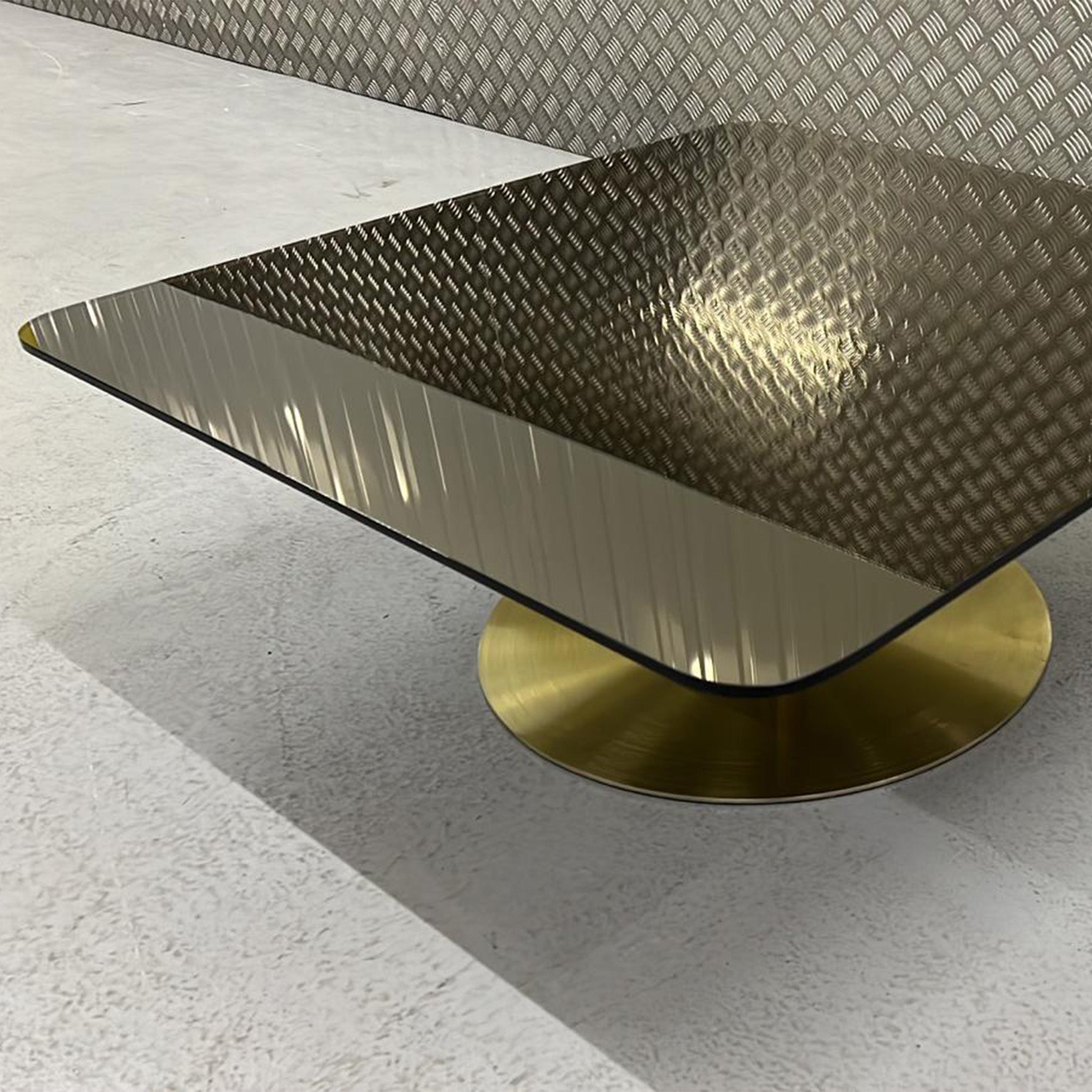 Clearance Flash Table / Low Square by Tom Dixon