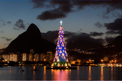 Christmas Tree in Rio De Janeiro | Love to Sing