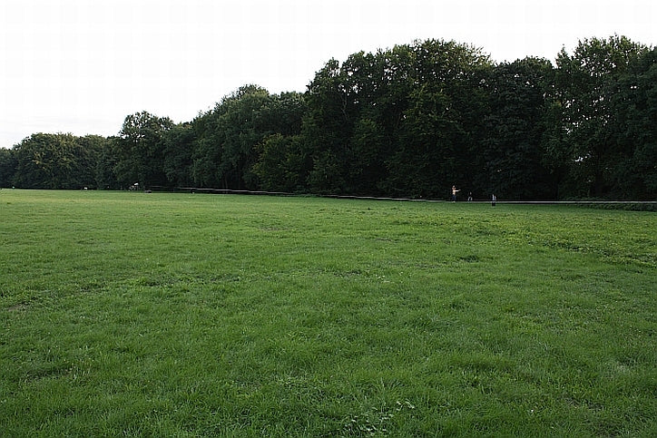 Longlining at Treptower Park in Berlin