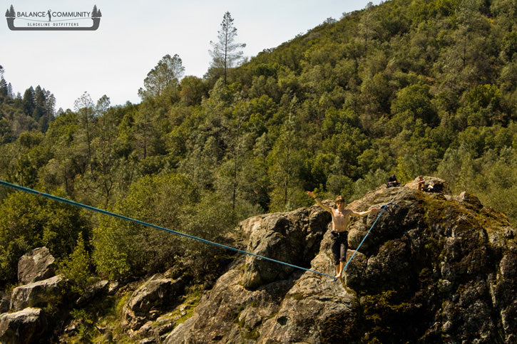 A saggy 216 foot long highline in Auburn, CA