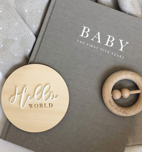 Hello_World_baby-announcement-plaque-sweet-little-dreams-gender-baby-gifts