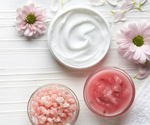 3 Essential ingredients every moisturiser should contain