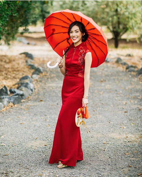 12 Beautiful Chinese Wedding Traditions and Customs, Modern Chinese Wedding Dress, By East Meets Dress 