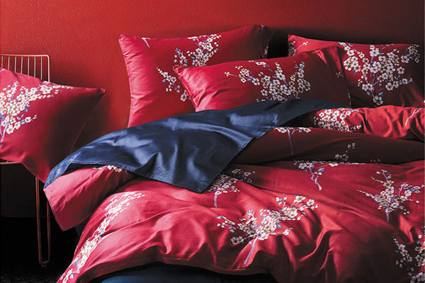 12 Beautiful Chinese Wedding Traditions and Customs, Wedding Night Bed, By East Meets Dress 