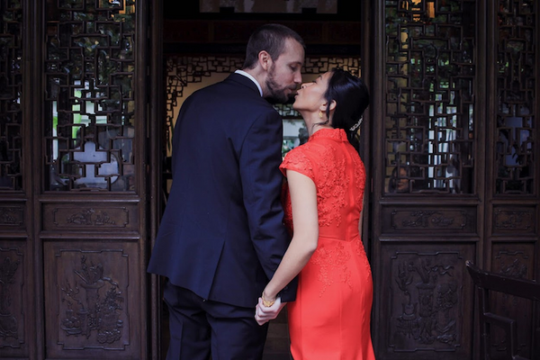 East Meets Dress Nature Inspired Taiwanese American Wedding with a Modern Cheongsam 