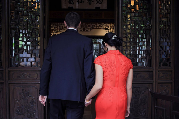 East Meets Dress Nature Inspired Taiwanese American Wedding with a Modern Cheongsam 