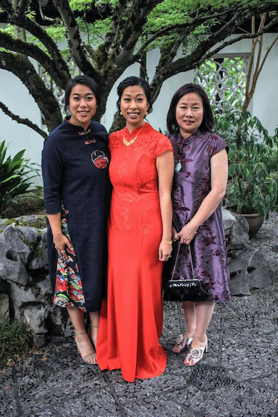 East Meets Dress Nature Inspired Taiwanese American Wedding with a Modern Cheongsam 