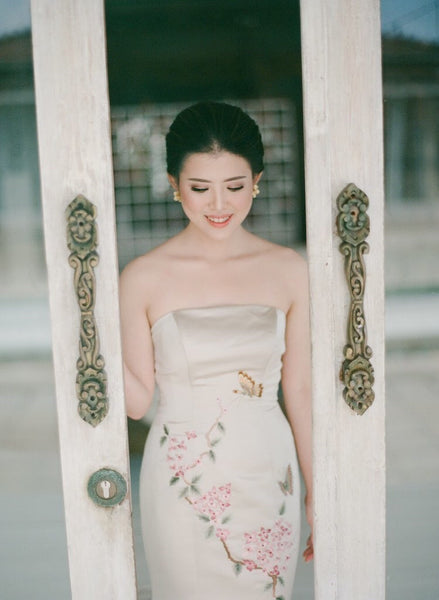 Modern Cheongsam Qipao Dress For Your Chinese Wedding Inspiration, Gold Embroidery Chinese Wedding Dress