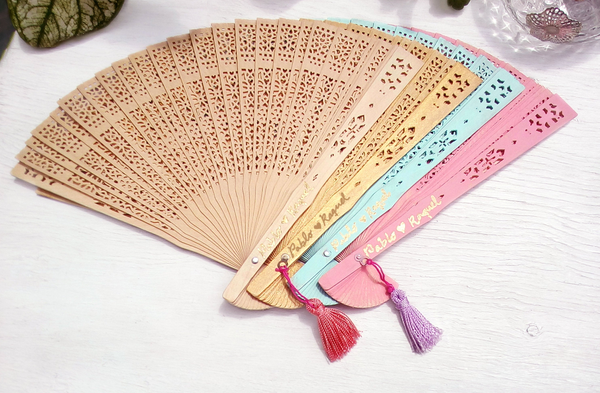 Chinese Wedding Guest Favor Ideas, Personalized Fans for Chinese Banquet