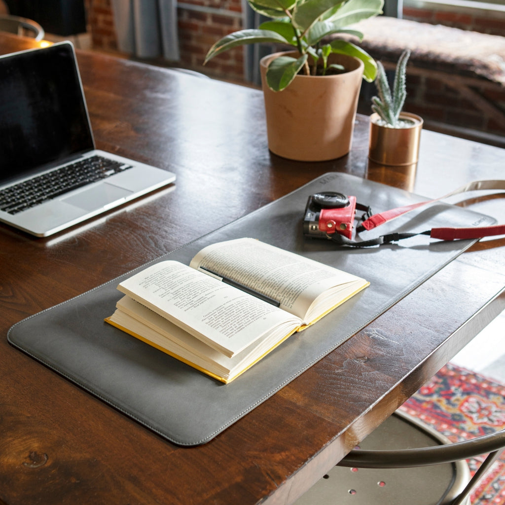 londo leather extended mouse pad