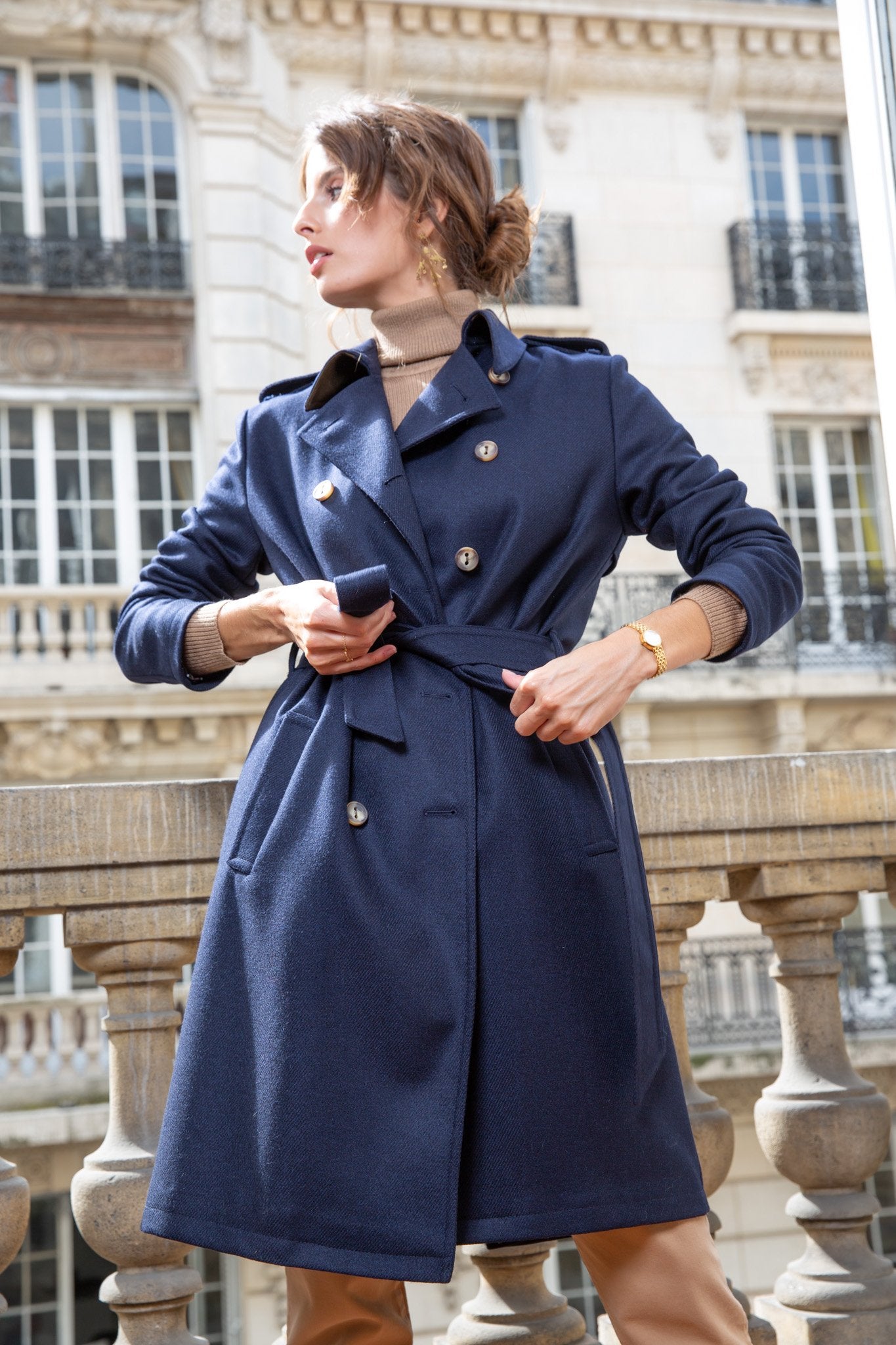 Counterpart overhead Kangaroo Women's trench coat in navy wool and cashmere - Curling Paris