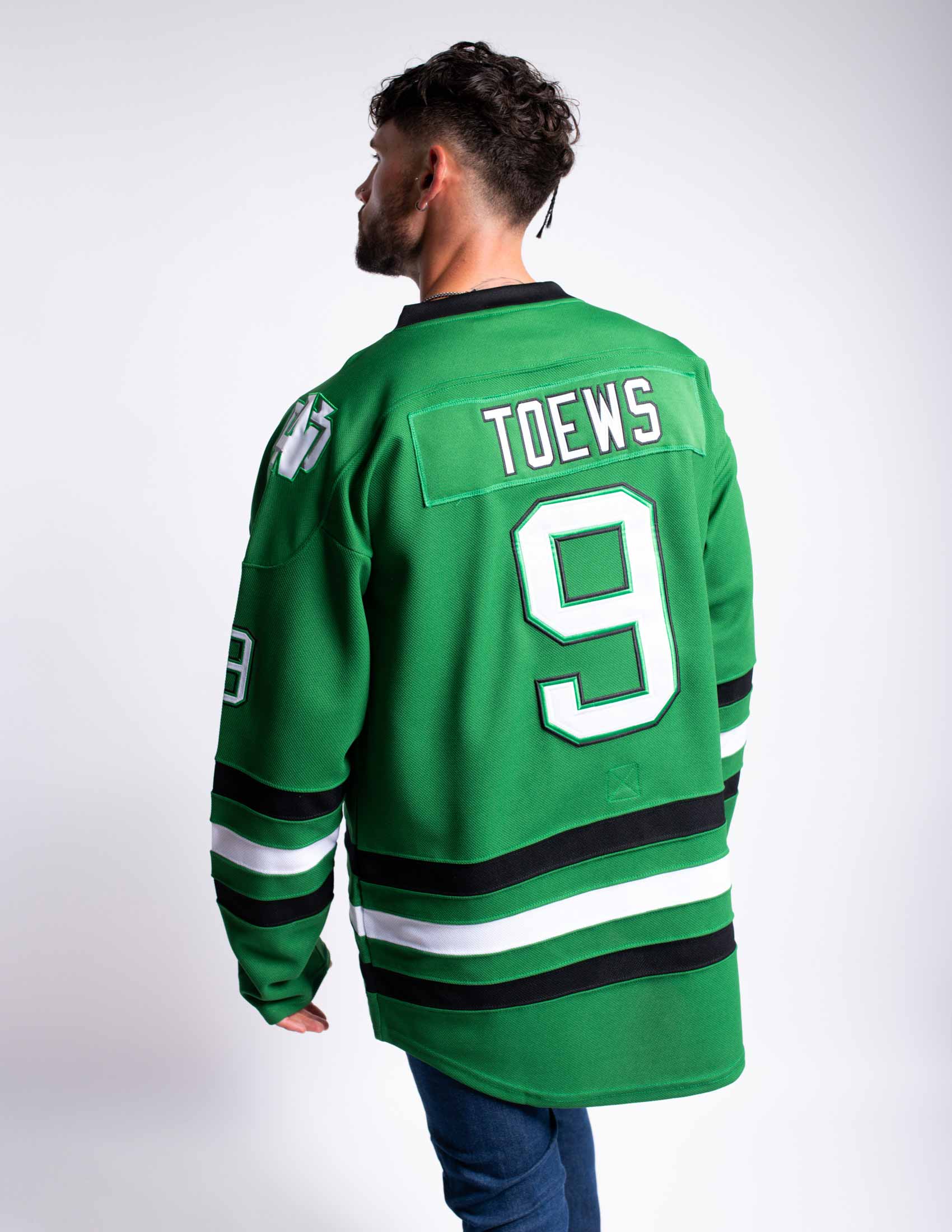 jonathan toews sioux jersey