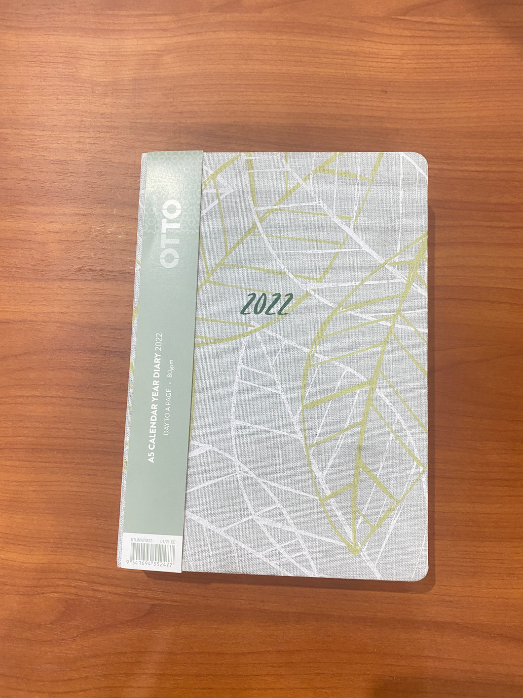 OTTO A5 Calendar Year 2022 Diary-Green & Grey Cover