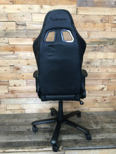 Load image into Gallery viewer, Gaming Chair - Black