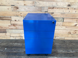 Large Three Drawers Blue Pedestal_With Key