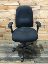 Load image into Gallery viewer, Black Office Chair With Adjustable Arms