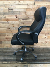 Load image into Gallery viewer, Black Professional Pleather Office Chair