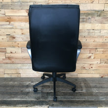 Load image into Gallery viewer, Black Pleather Executive Office Chair