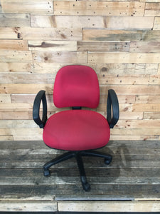 Red office Chair With Armrest