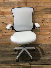Load image into Gallery viewer, White Office Chair With Adjustable Back Rest