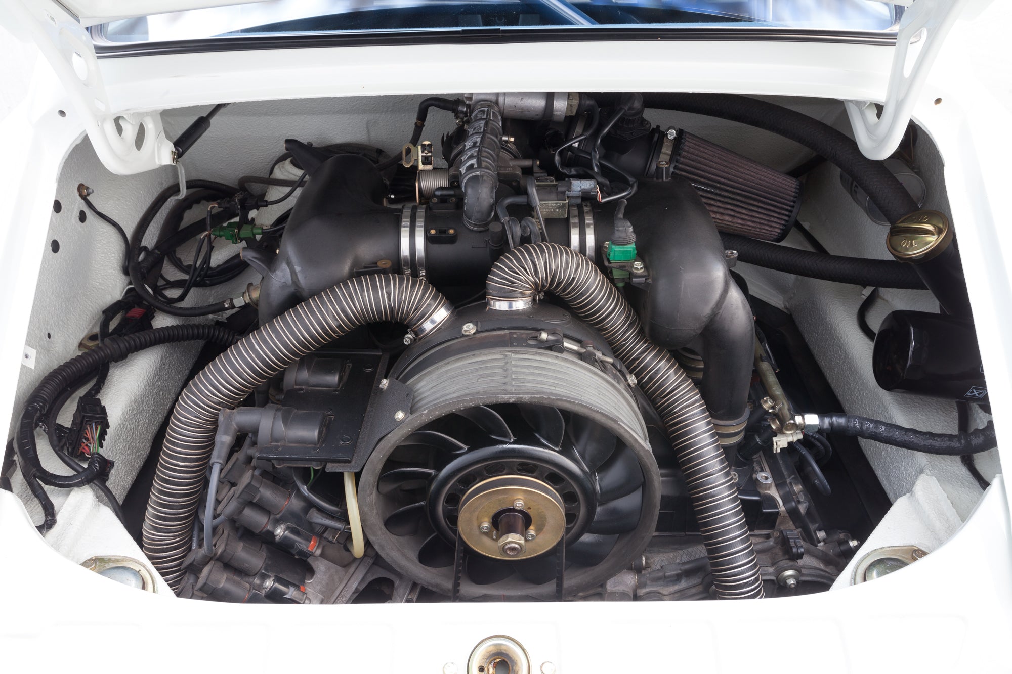 Porsche 911 ST 993 engine