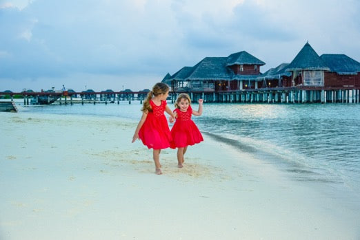 Holidays in Maldives with handmade Netti smocked dresses - Thank you for sharing such a poetic picture. You make us dream!