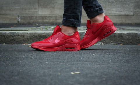 Dat genoeg Voorwaardelijk Nike Air Max 90 Ultra Essential - All Red ist back – Brooklyn Footwear x  Fashion