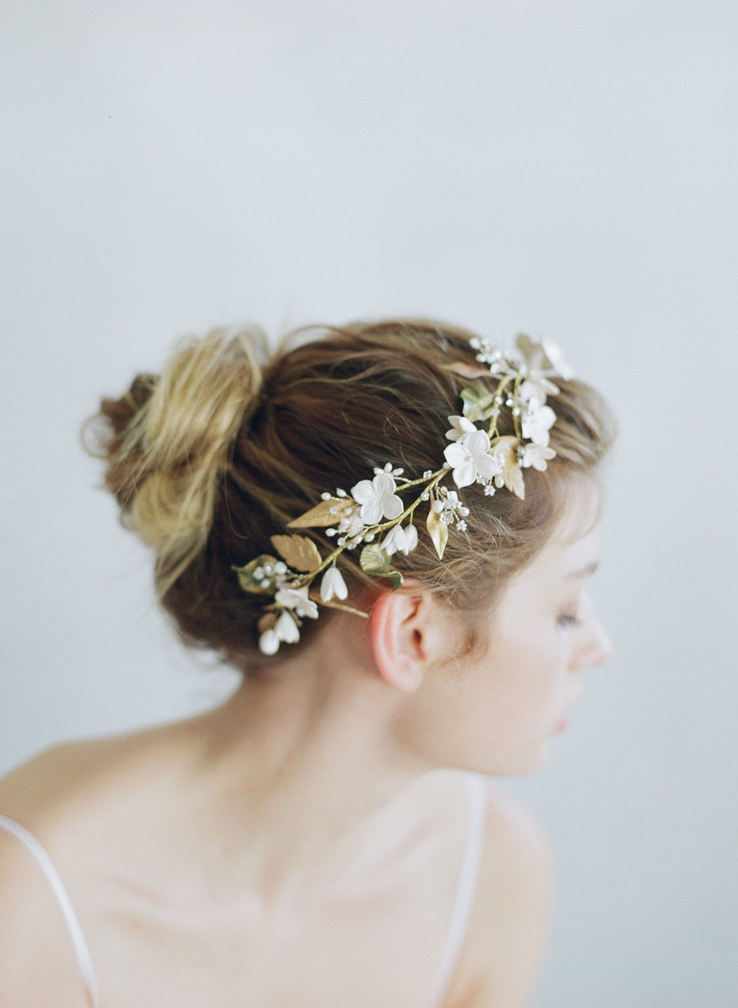 woodland inspired bridal headpiece, hairpiece, flowers