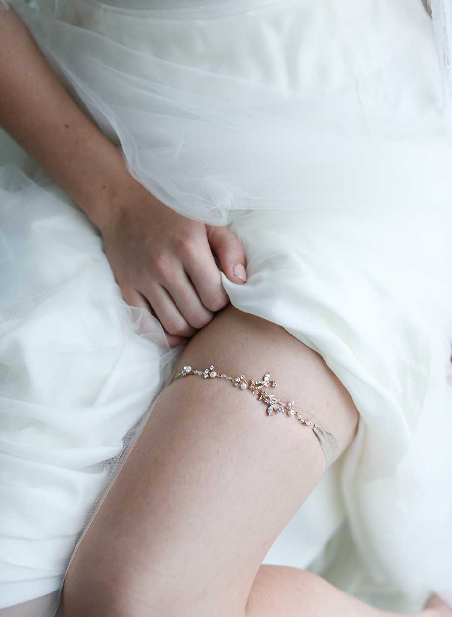 bridal wedding garter, beaded, modern