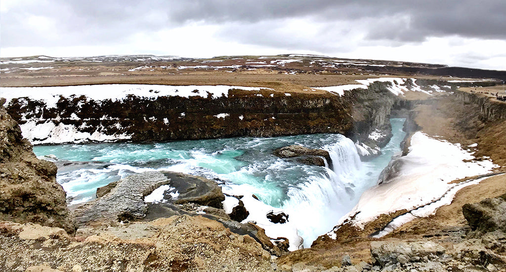 travel guide iceland gullfoss waterfall; mischa blog