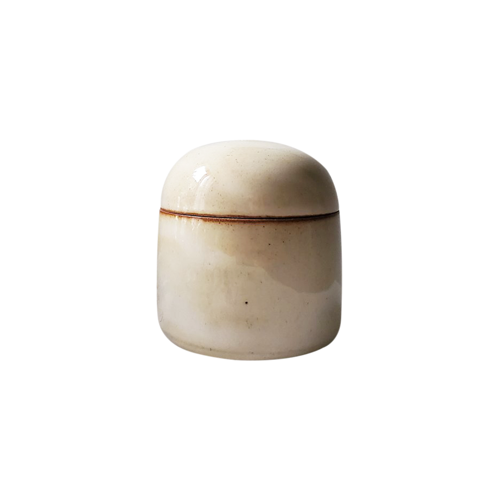 Goodwin x Finn Store Mini Honeycomb Candle Sweet Chai