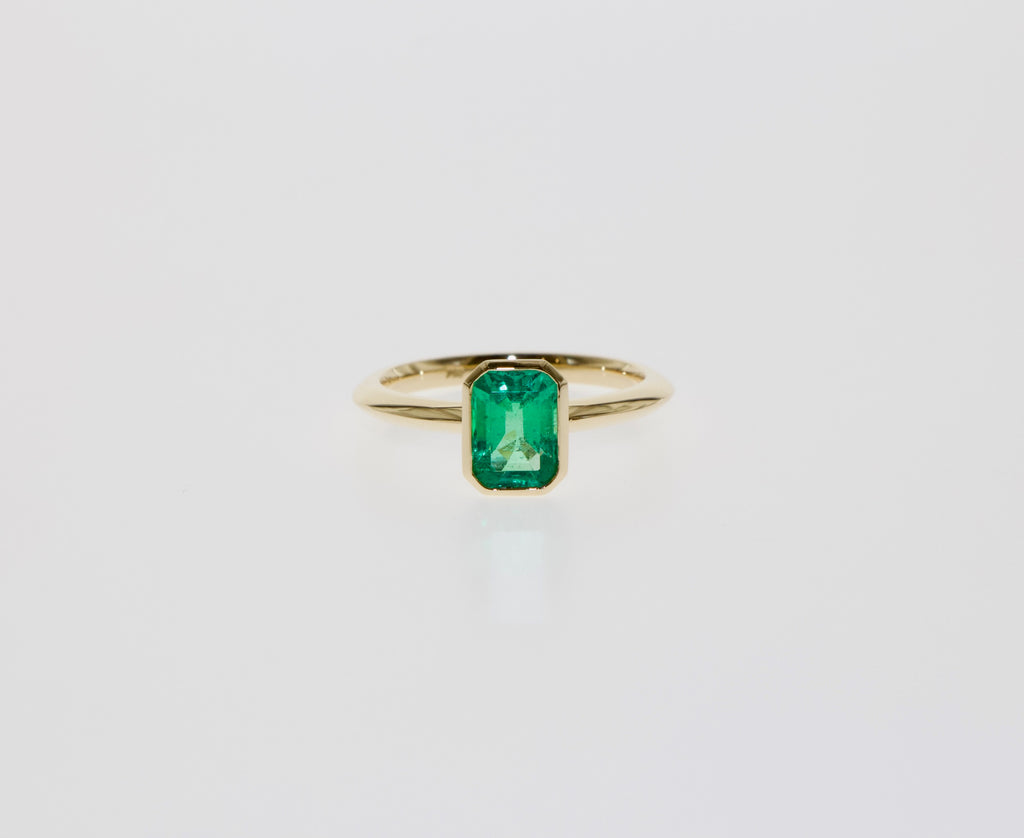 Tamahra Prowse design commission jewellery emerald ring