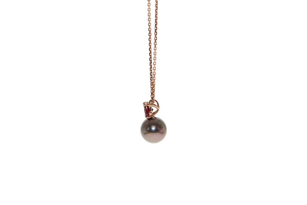 Tamahra Prowse garnet and pearl pendant in rose gold