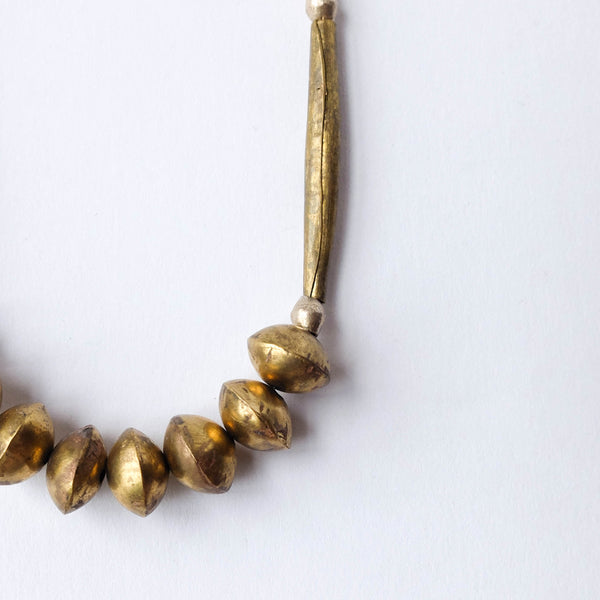 sulu-design brass necklace closeup