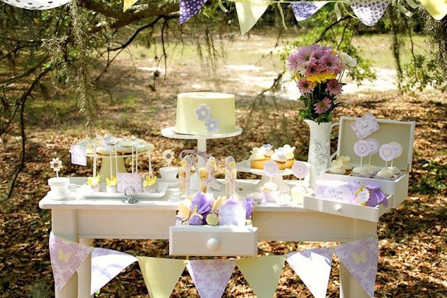 ideas- decoracion-mesa-primera-comunion-niña