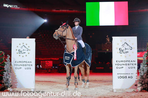 giulia levi on horse winning salzburg EYCUP