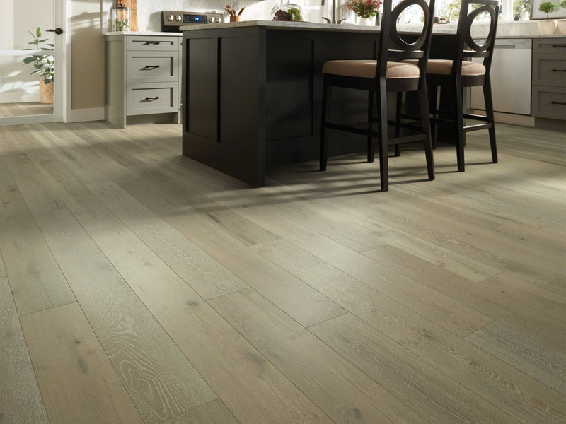 room image of shaw floors empire-oak-hardwood flooring in the