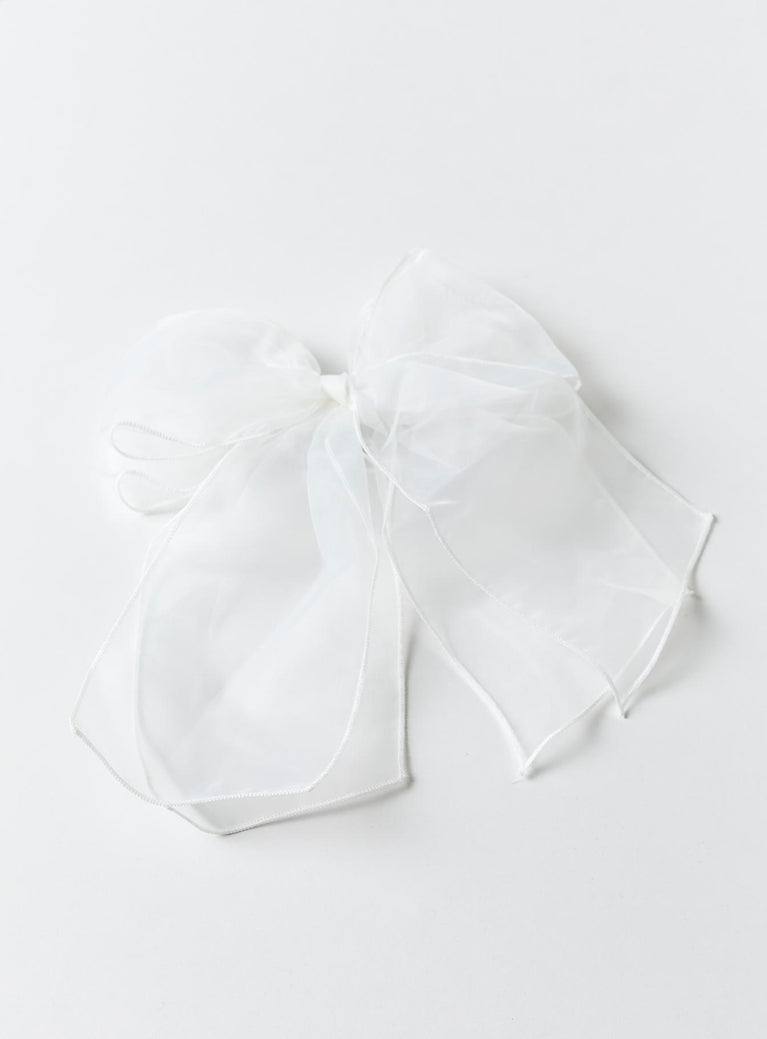 Hair bow Mesh material Silver-toned hardware Snap clip fastening