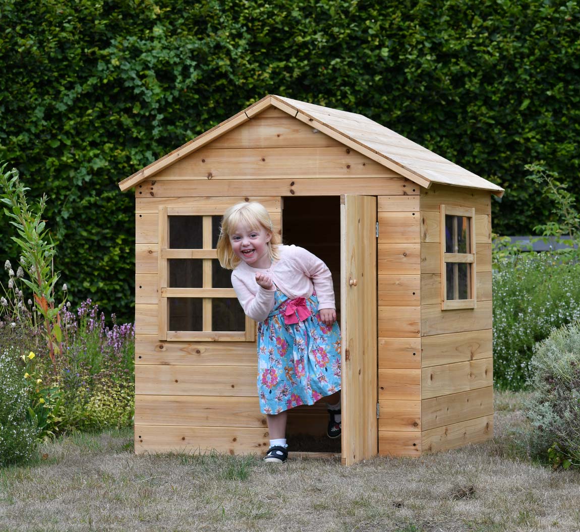 Casa juegos madera natural Montessori para niños | Wendy House – www.littlehelper.co.uk